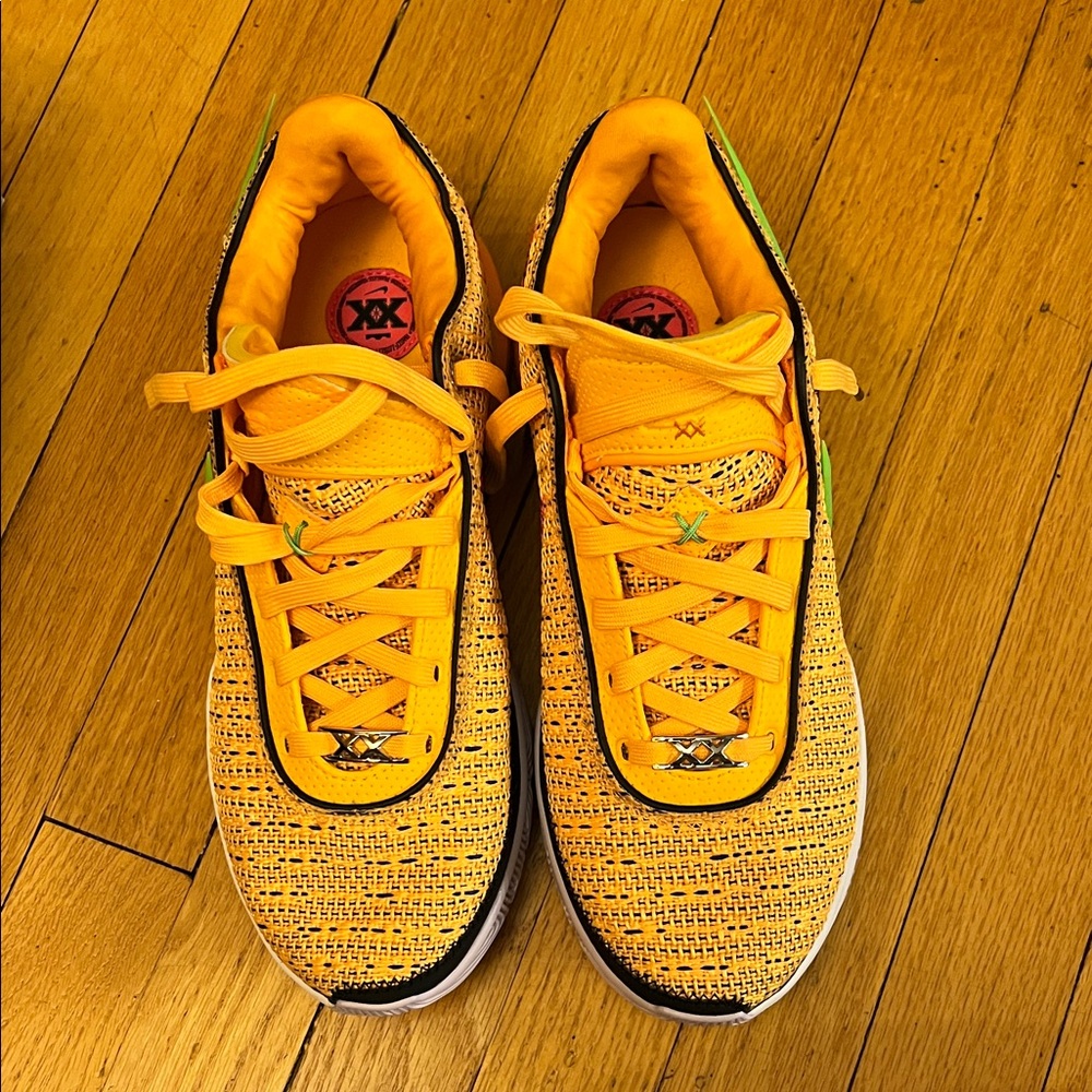 Nike LeBron XX Yellow and Blue Sneakers - Picture 3 of 11